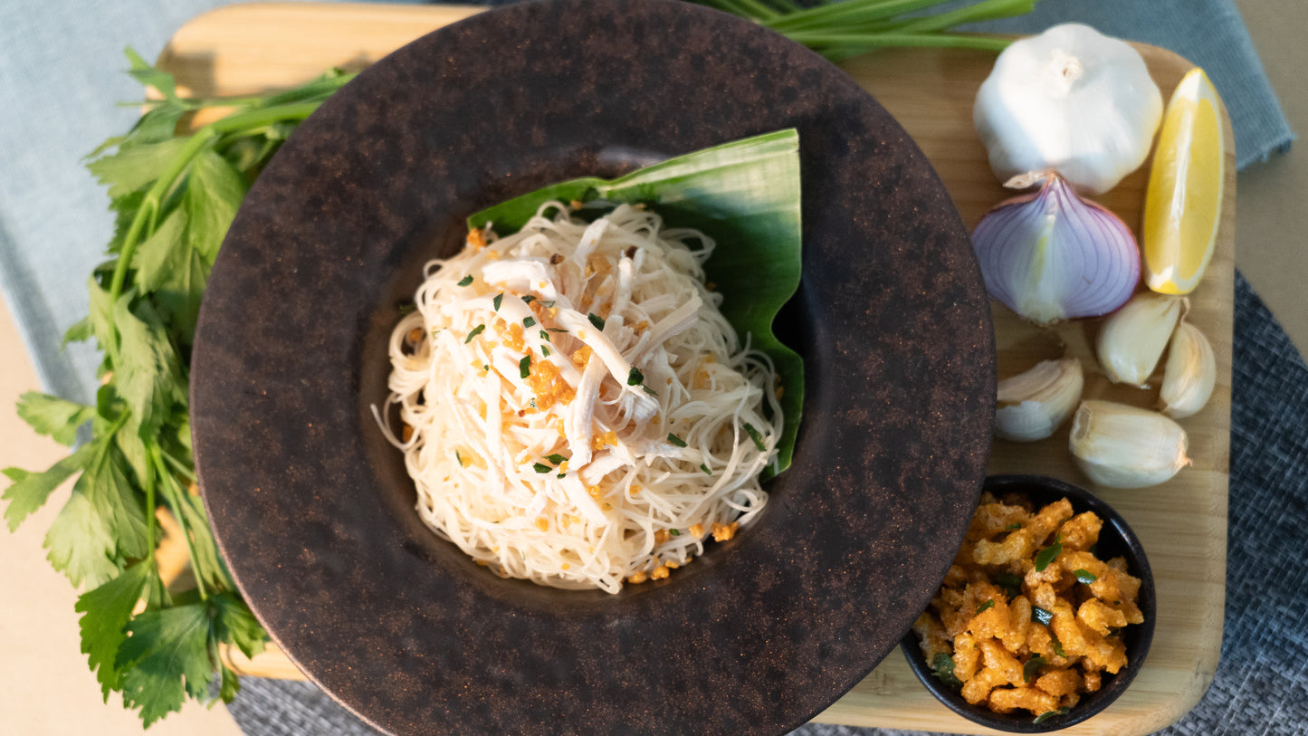 Bee hoon with shredded chicken