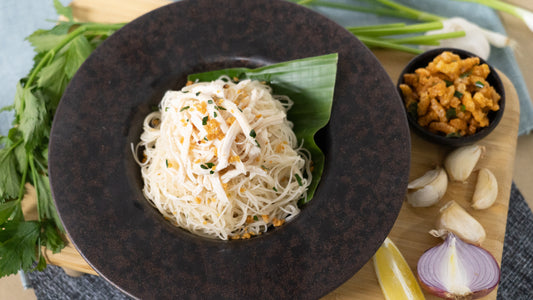 Bee hoon with shredded chicken
