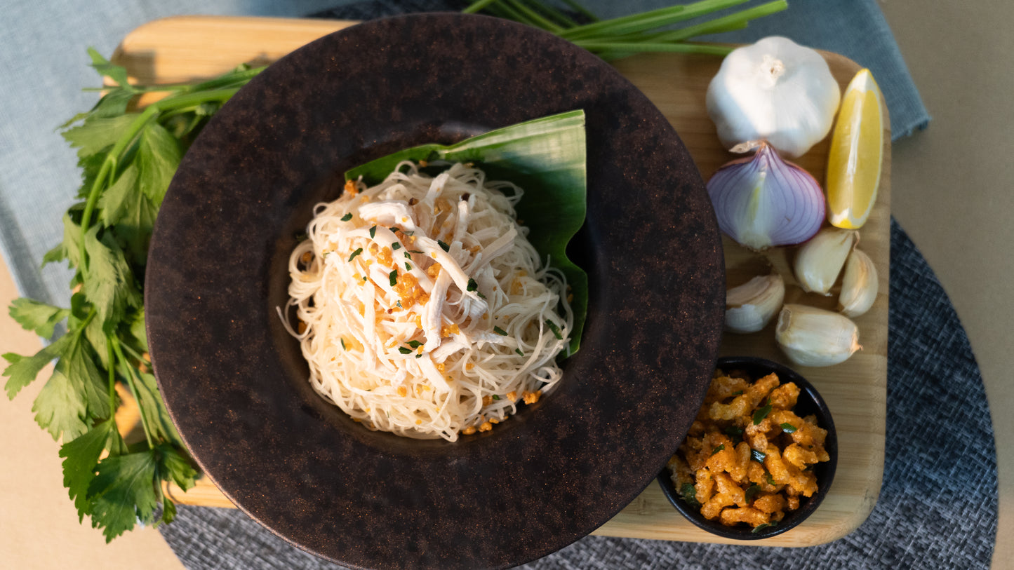 Bee hoon with shredded chicken
