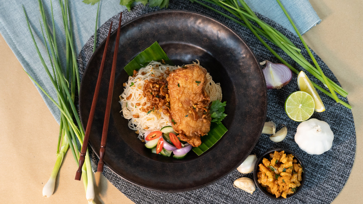 Bee hoon with fried chicken tender
